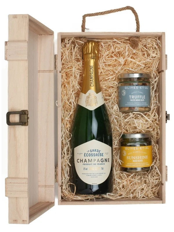 LaGardeEcossaise–Champagne&LuxuryNibblesWoodenGiftBoxSet