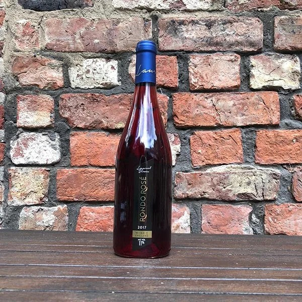 LaurelVinesRondoRoseWine