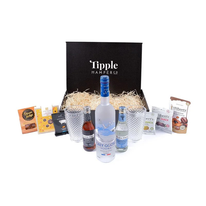 LuxuryGreyGooseVodka,Glasses&NibblesGiftSet–40%ABV