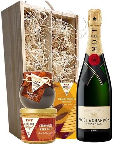 Moet&ChandonChampagneHamper
