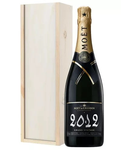 Moet&ChandonVintageChampagneGiftinWoodenBox