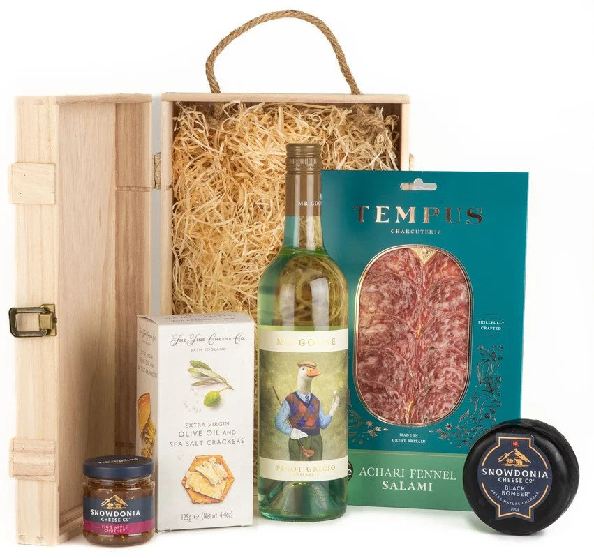 MrGoosePinotGrigioWine&CheeseGiftBox