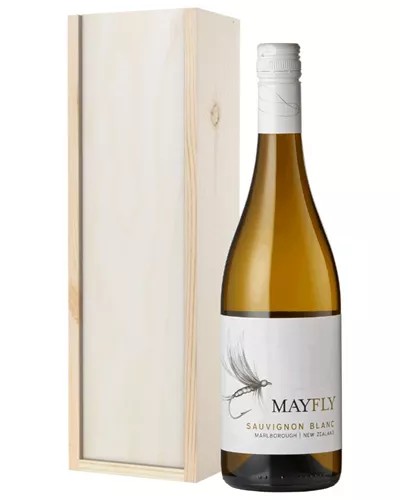 NewZealandSauvignonBlancWhiteWineGiftinWoodenBox