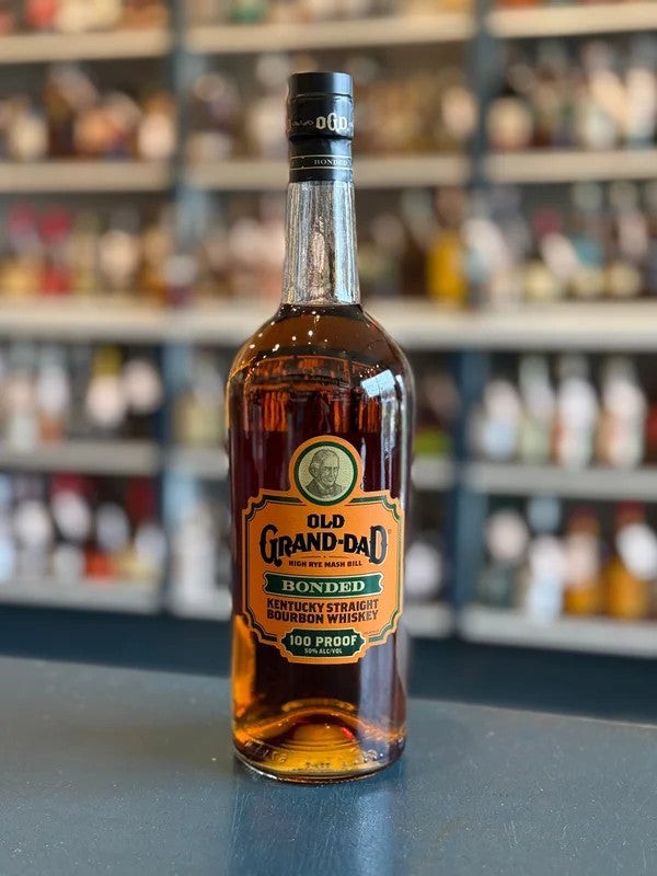OLDGRAND-DADBONDEDSTRAIGHTBOURBONWHISKEY