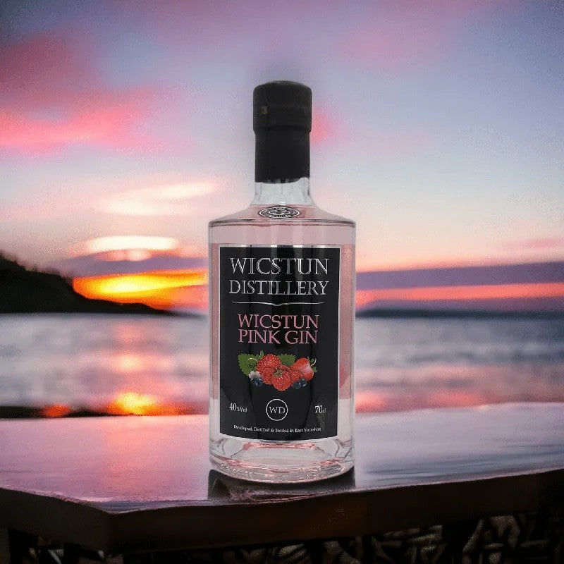PinkDryGin–Strawberries,Raspberries&Blueberries