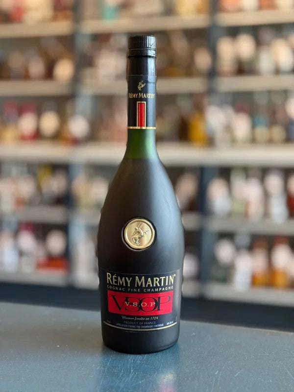 REMYMARTINVSOPFINECHAMPAGNECOGNAC