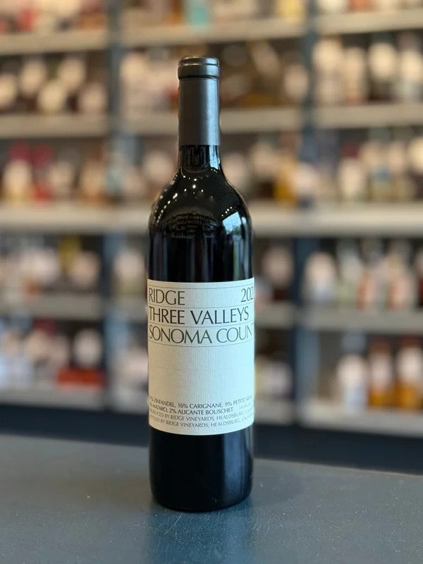 RIDGEVINEYARDS‘THREEVALLEYS’ZINFANDEL,CALIFORNIA2023