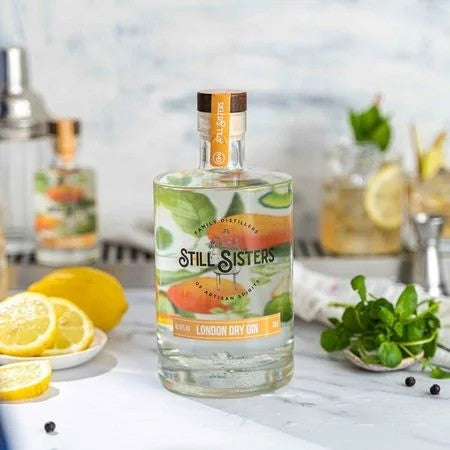StillSistersWatercresswithaCitrusTwistLondonDryGin(70cl)40%