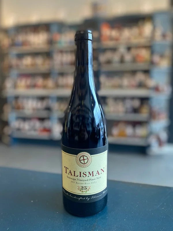 TALISMANSTARSCAPEVINEYARDPINOTNOIR,RUSSIANRIVERVALLEY,CALIFORNIA2017