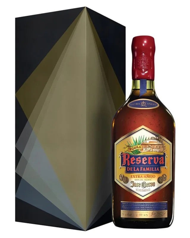 TequilaJoseCuervoReservaLaFamiliaAnejo70cl
