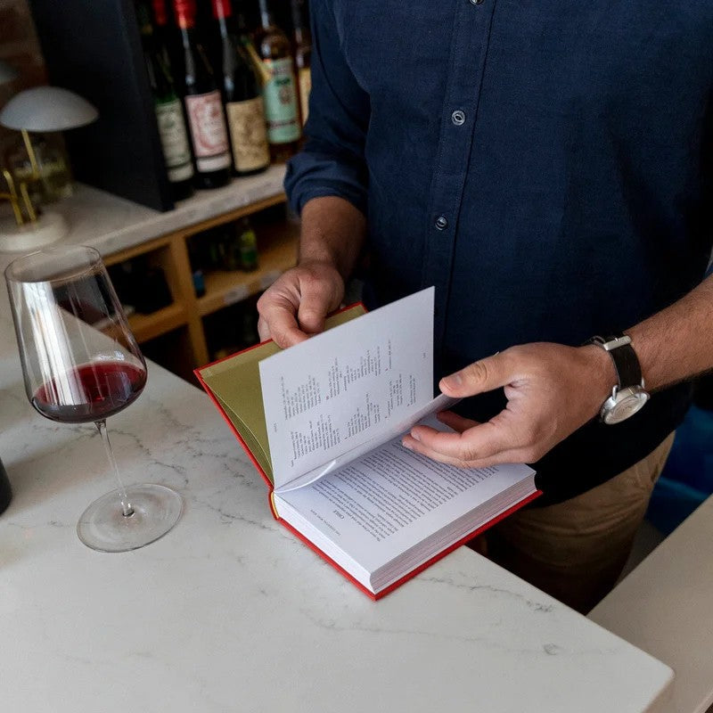 TheEssentialWineBook:AModernGuidetotheChangingWorldofWineWrittenbyZacharySussman