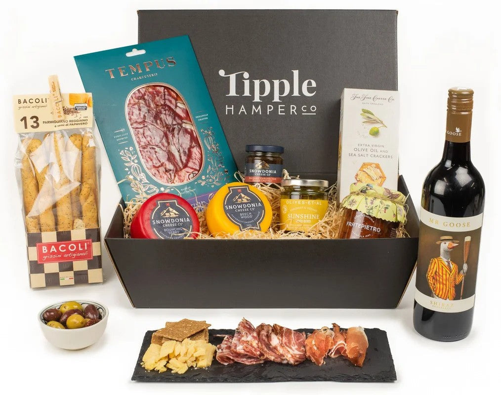 TheShirazRedWine&CharcuterieBoardHamper