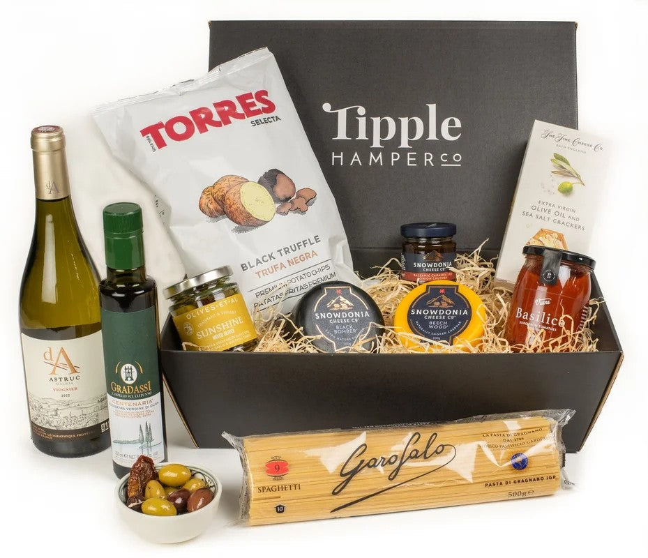 TheWhiteWine,Cheese&NibblesHamper