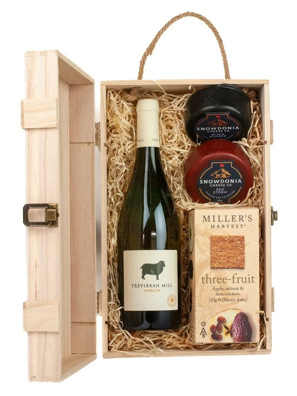 TrevibbanMillWhiteWine,Cheese&CrackersGiftBox