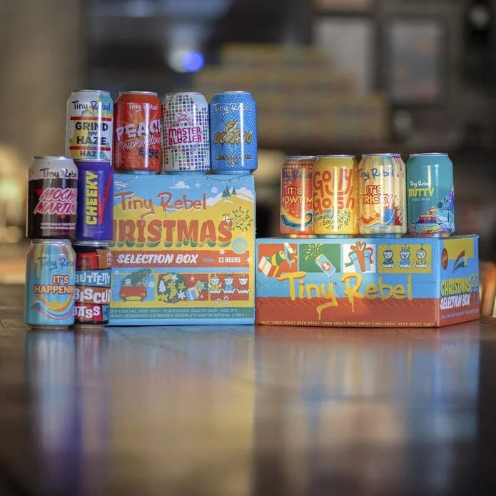 TwinChristmasSelectionBox–NoGlass