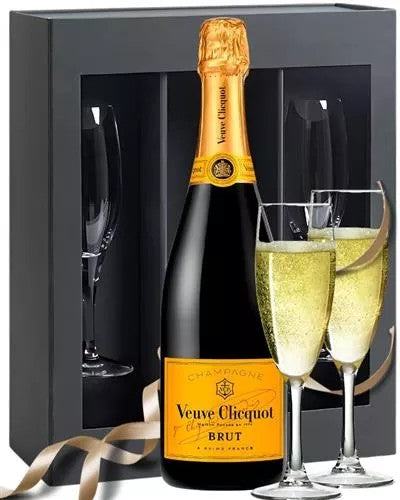VeuveClicquotChampagneGiftSetwithGlasses