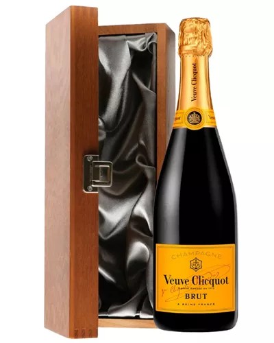 VeuveClicquotChampagneLuxuryGift