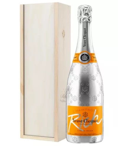 VeuveClicquotRichChampagneGiftinWoodenBox
