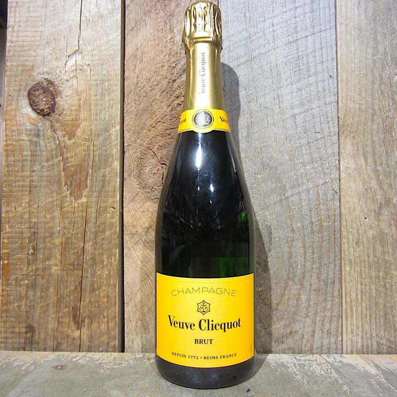 VeuveClicquotYellowLabelBrut750ml